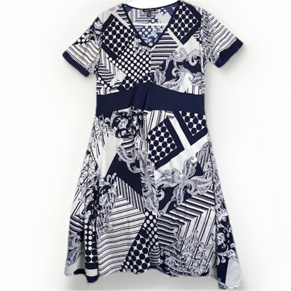 Marble Navy‎ Geometric Patchwork Design Navy Shift Dress Lightweight Breezy Sz M